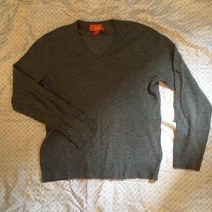 Grey 100% cashmere sweater
